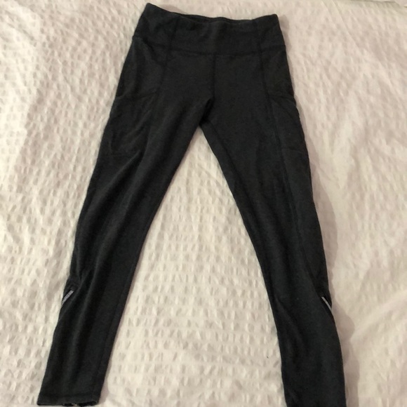 Calvin Klein Leggings - Picture 4 of 7